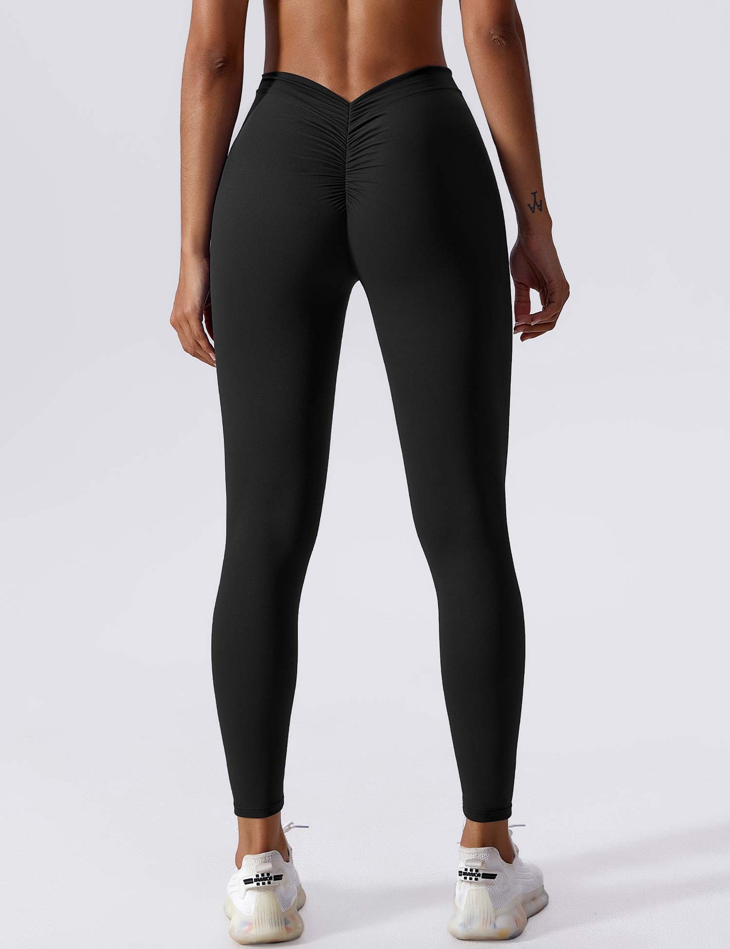 BrandlessFITS V-back Ruched Leggings