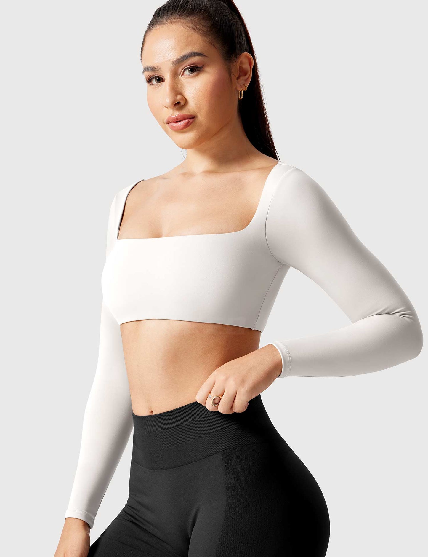 BrandlessFITS Diva Long Sleeves